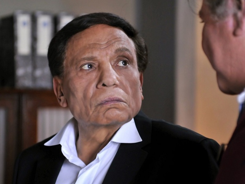 أبناء عادل إمام يتركوه بسبب بخله الشديد ولكن!